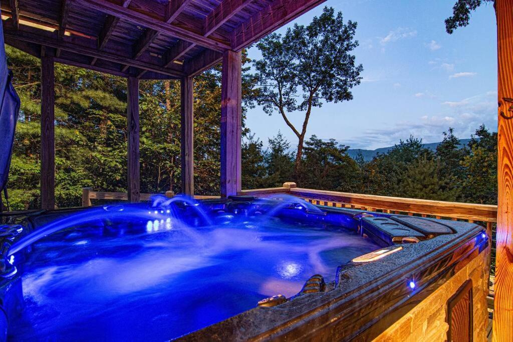 Cherry Log Summit Cabin By Bk Stays - Family Friendly - Playground - Game Room - Jacuzzi - Amazing Mountain Views Exterior foto