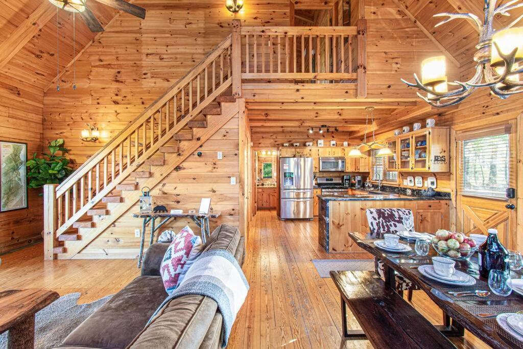 Cherry Log Summit Cabin By Bk Stays - Family Friendly - Playground - Game Room - Jacuzzi - Amazing Mountain Views Exterior foto