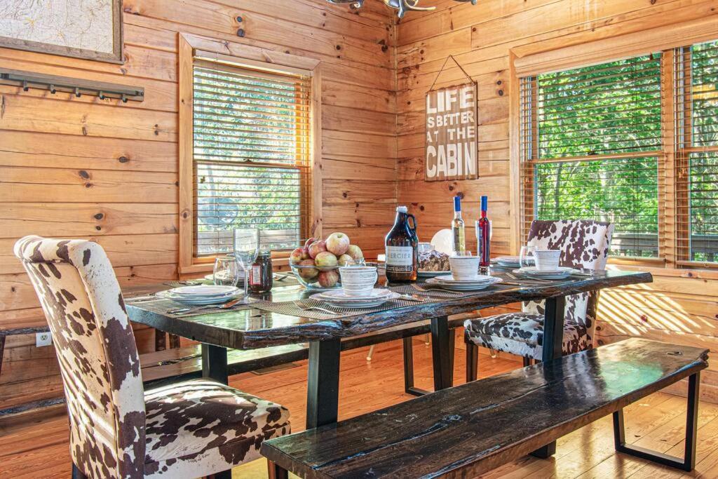 Cherry Log Summit Cabin By Bk Stays - Family Friendly - Playground - Game Room - Jacuzzi - Amazing Mountain Views Exterior foto